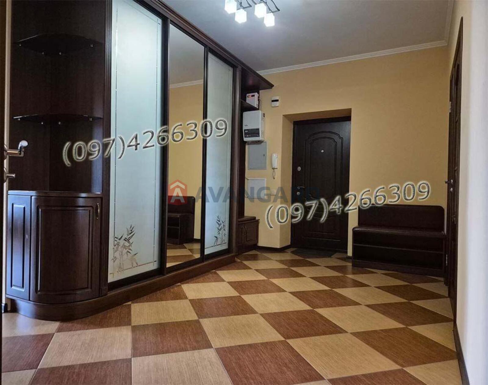 3 ��. ��������, 103/55/16 ��. �., 5/9 ������ ���� 1