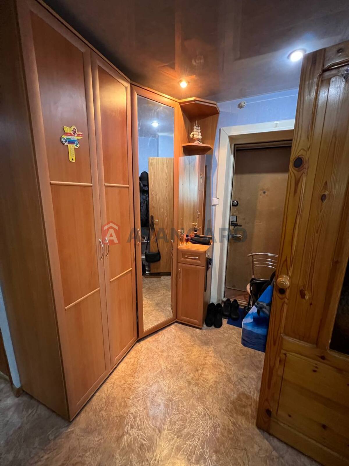 2 ��. ��������, 51/32/9 ��. �., 6/14 ������ ���� 2