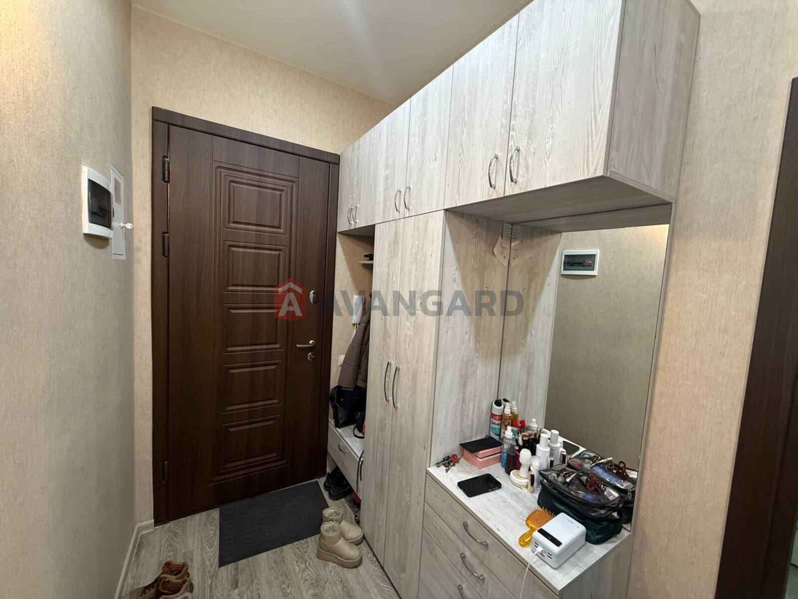 2 ��. ��������, 54/35/8 ��. �., 5/5 ������ ���� 2