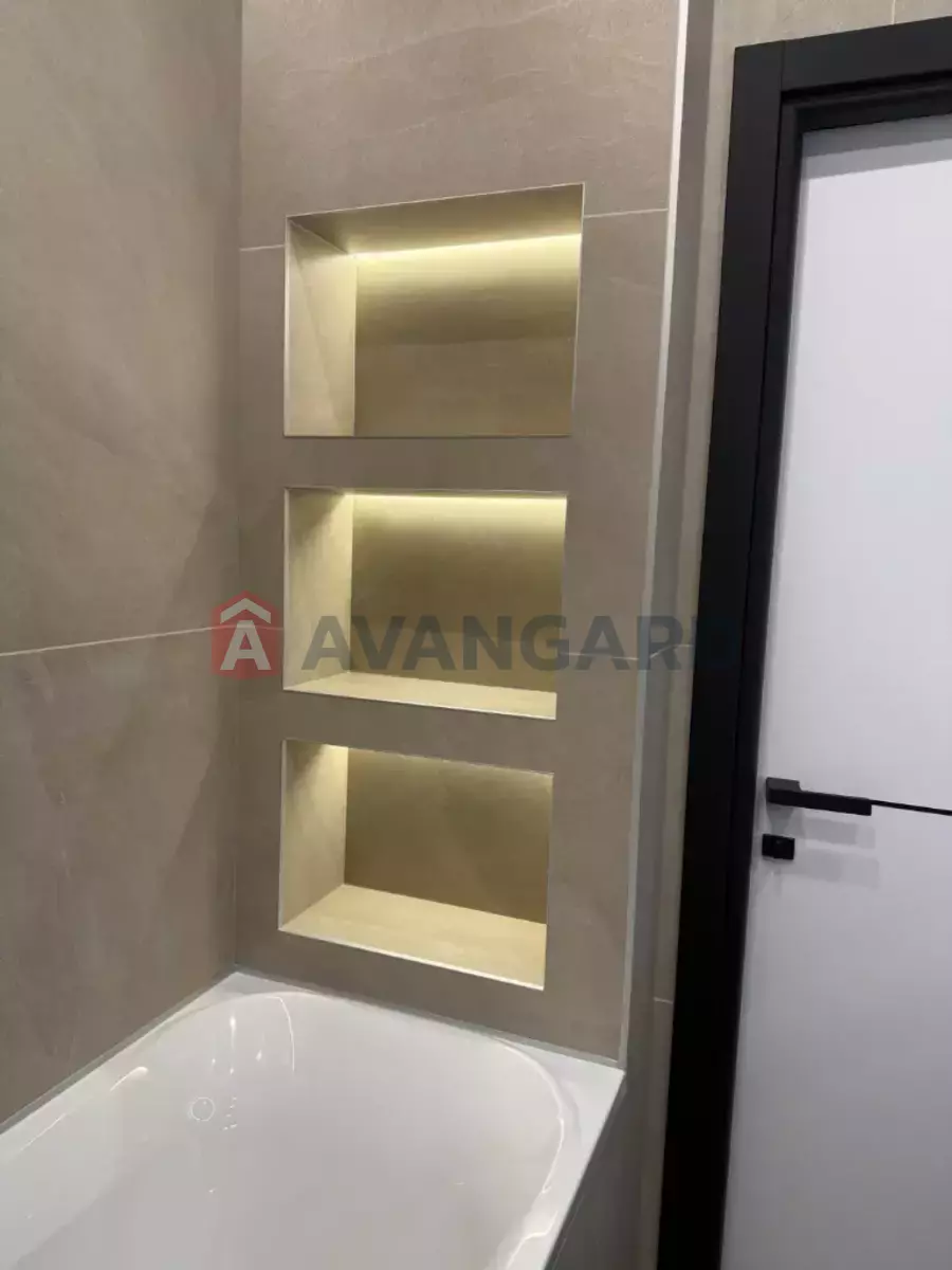 3 ��. ��������, 69/-/- ��. �., 8/10 ������ ���� 20