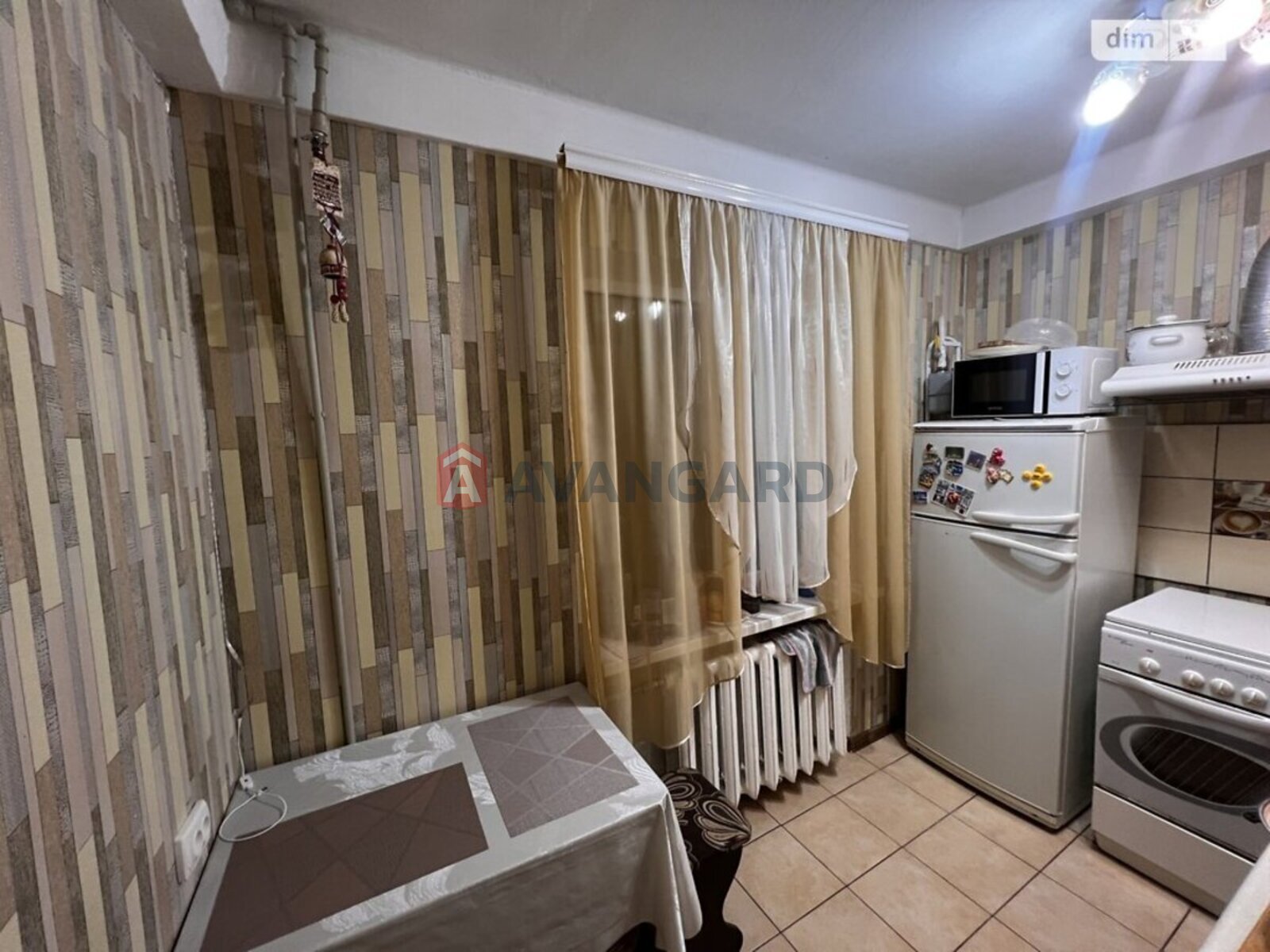 2 ����. ��������, 45/30/- ��. �., 5/5 ���� ���� 9