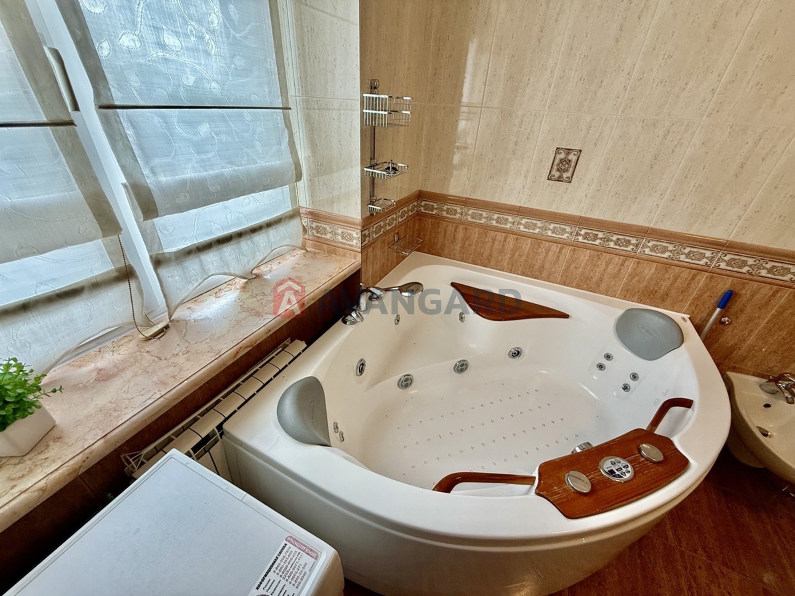 4 ��. ��������, 152/125/20 ��. �., 3/10 ������ ���� 25