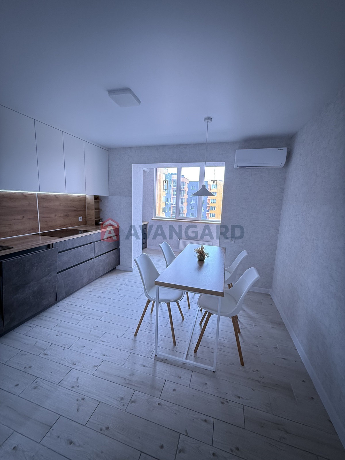 2 . , 69/31/16 . ., 8/10   3