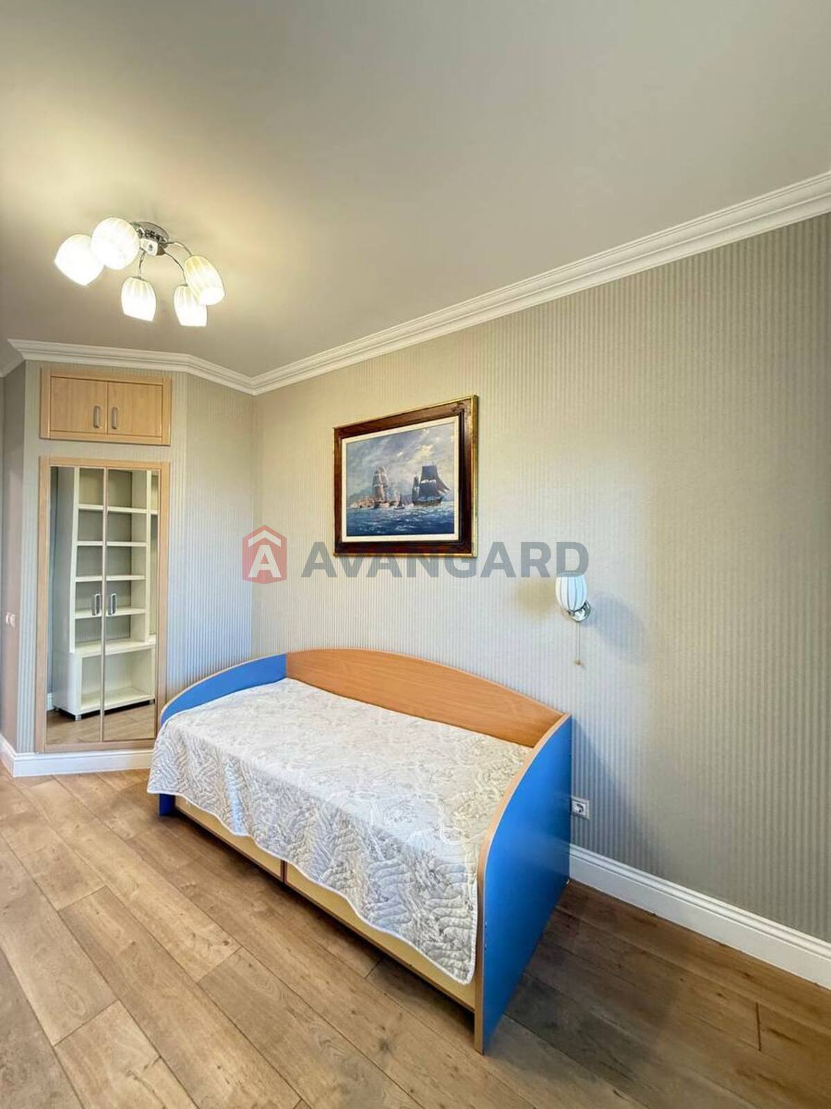2 ��. ��������, 65/25/13 ��. �., 15/15 ������ ���� 14