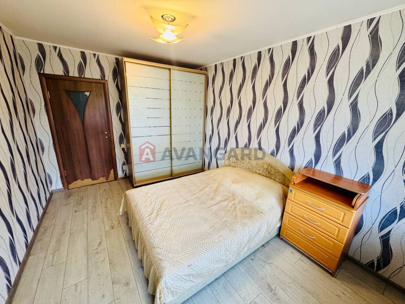 3 ��. ��������, 63.4/44/8 ��. �., 6/10 ������ ���� 19