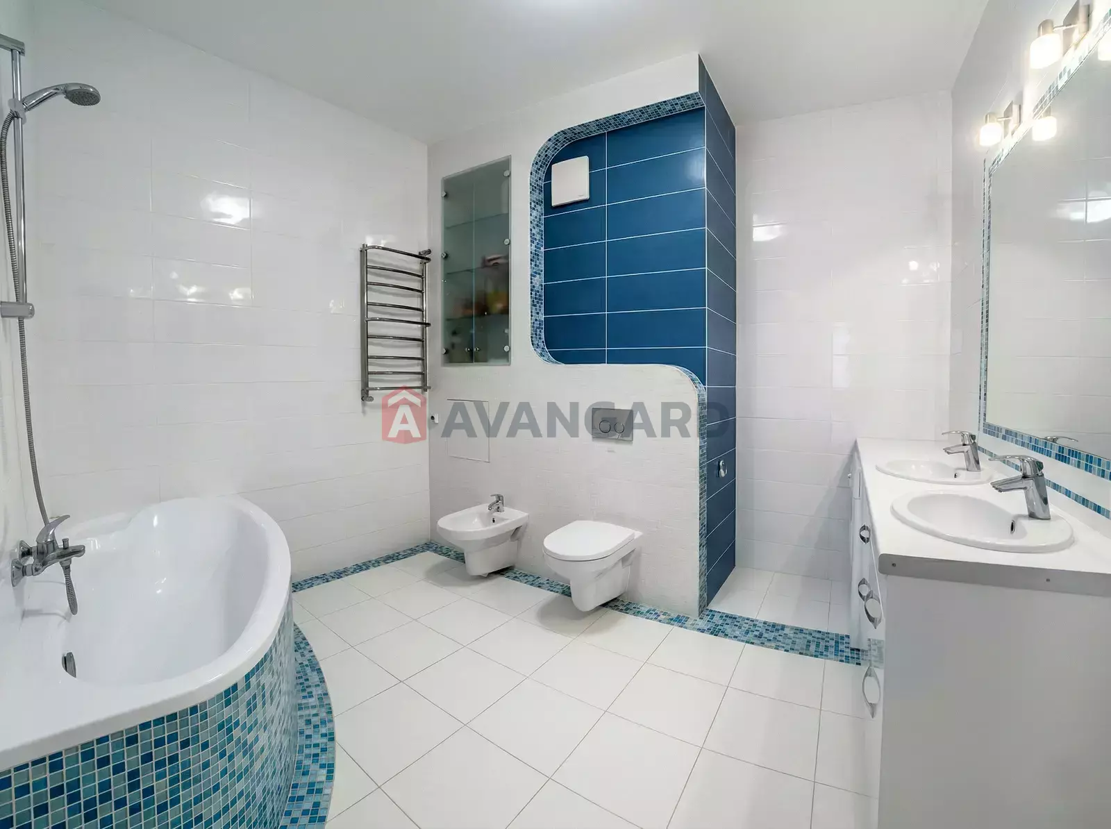 6 ��. ��������, 212/-/18 ��. �., 24/36 ������ ���� 8