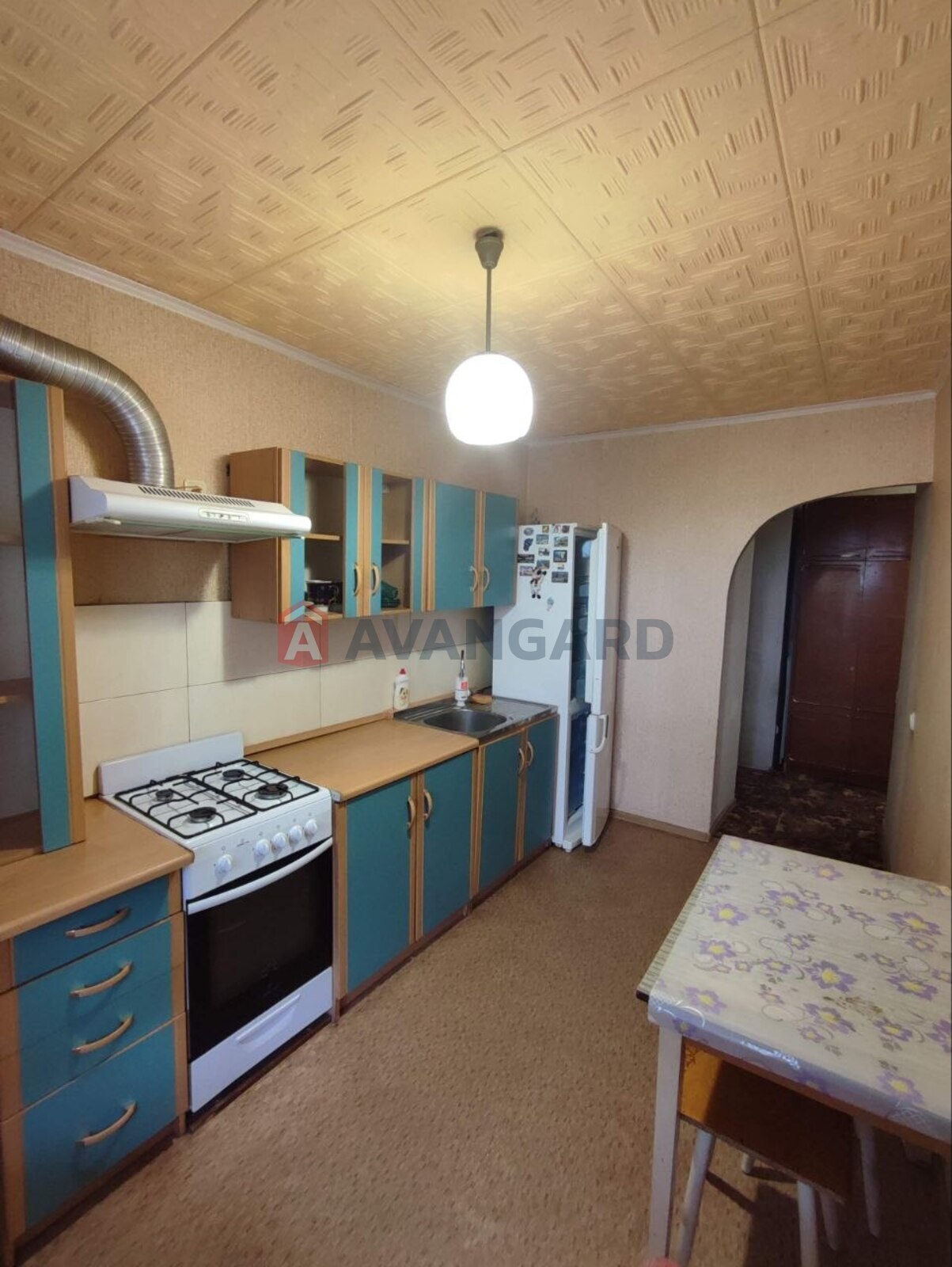 3 ��. ��������, 68/-/9 ��. �., 6/9 ������ ���� 3