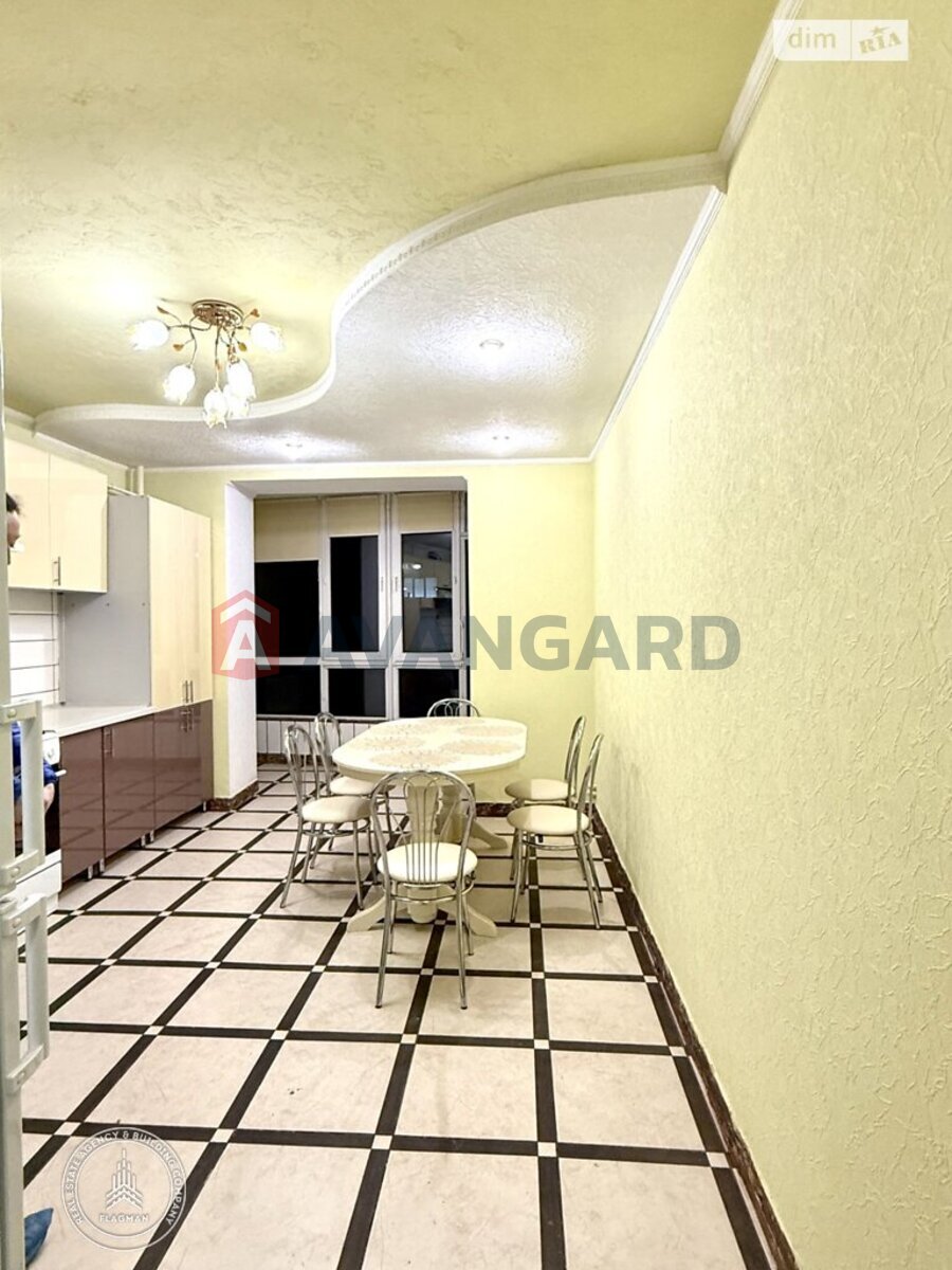 2 ����. ��������, 73/36/19 ��. �., 2/12 ���� ���� 12