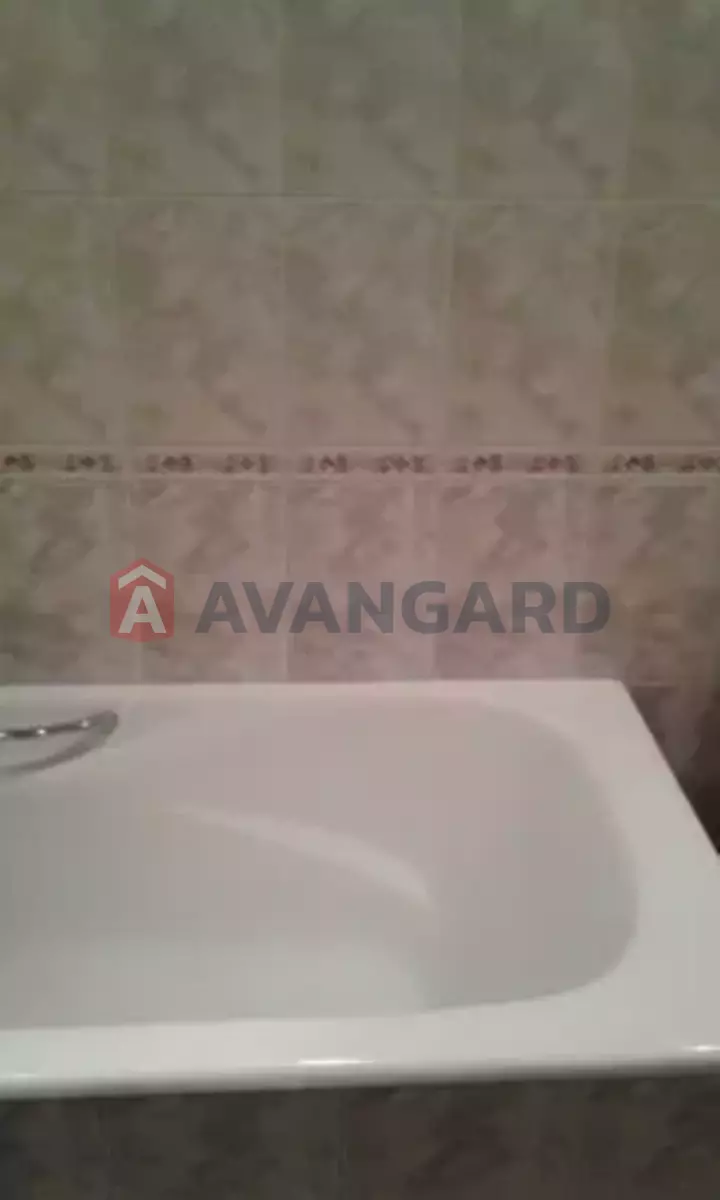 3 ��. ��������, 61/37/8 ��. �., 1/5 ������ ���� 6