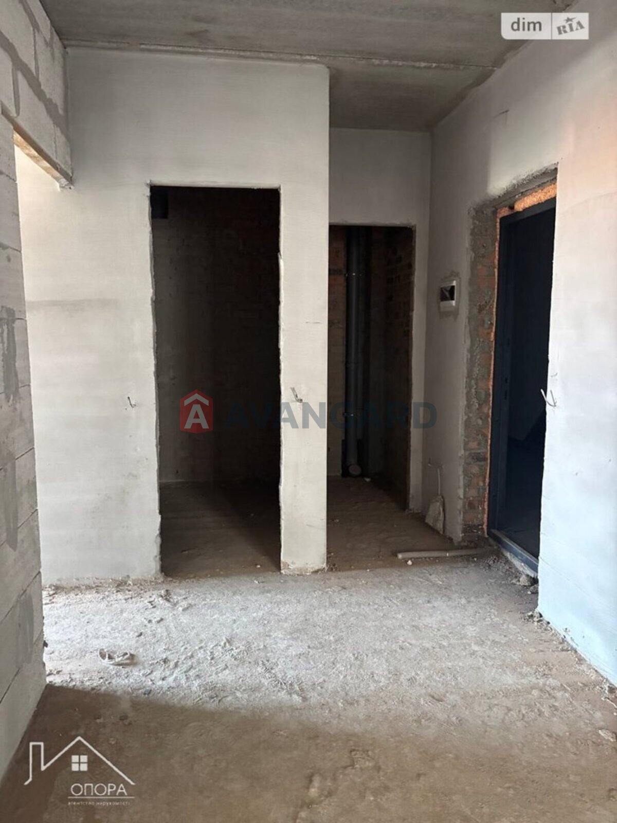 3 ��. ��������, 82/41/20 ��. �., 6/9 ������ ���� 24