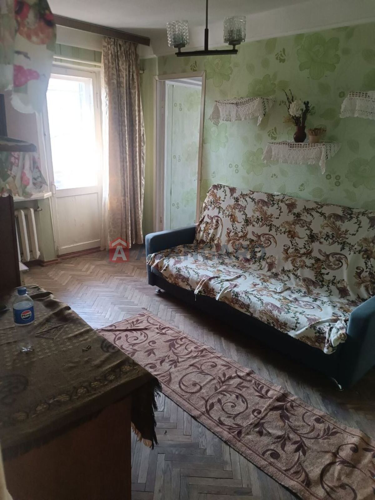 3 ����. ��������, 43/29/4 ��. �., 5/5 ���� ���� 1