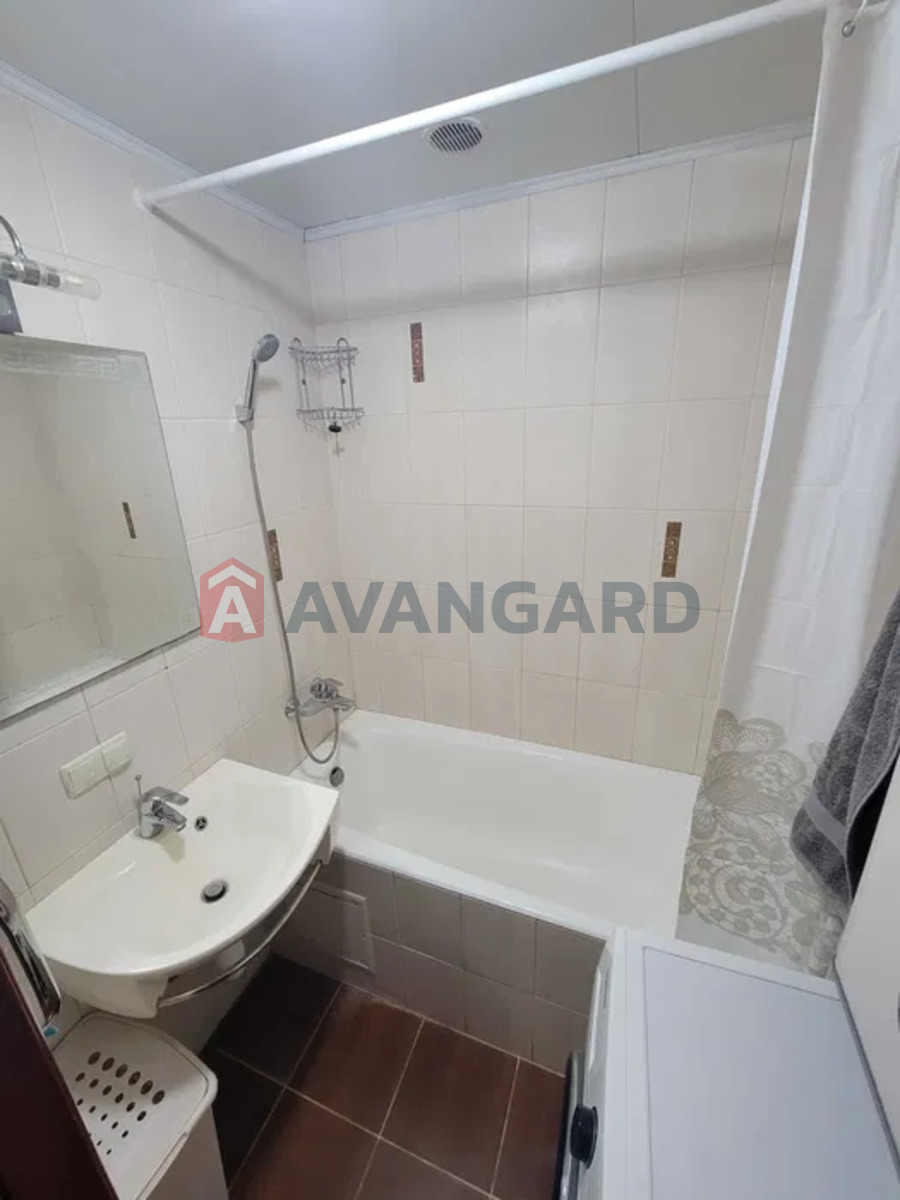 2 ��. ��������, 51/-/8 ��. �., 1/9 ������ ���� 15