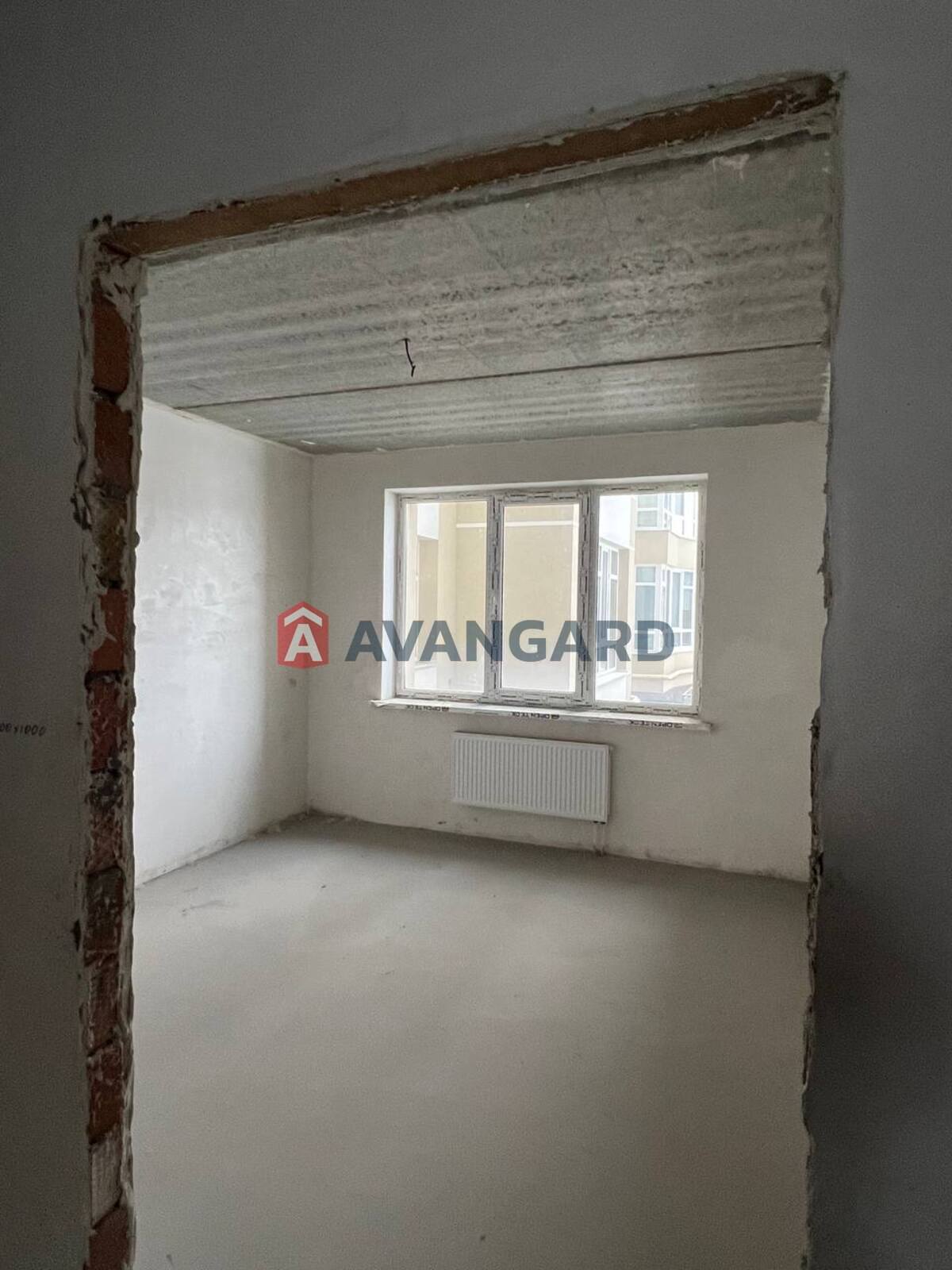 2 ����. ��������, 70/-/14 ��. �., 8/10 ���� ���� 10