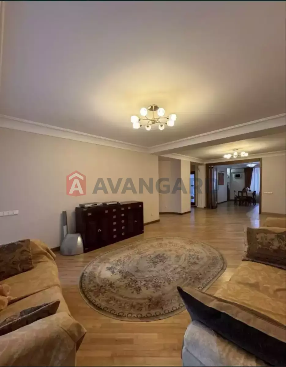 3 ��. ��������, 150/-/- ��. �., 3/10 ������ ���� 3