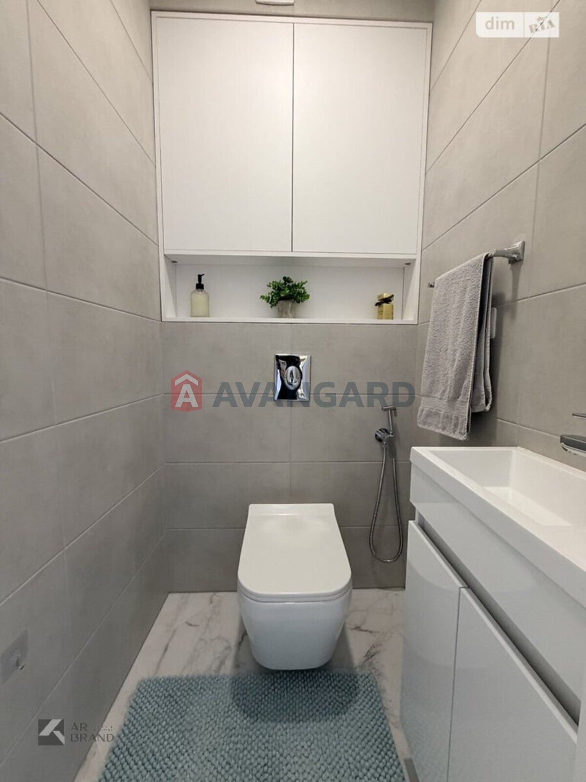 2 ��. ��������, 73/43/12 ��. �., 15/16 ������ ���� 24