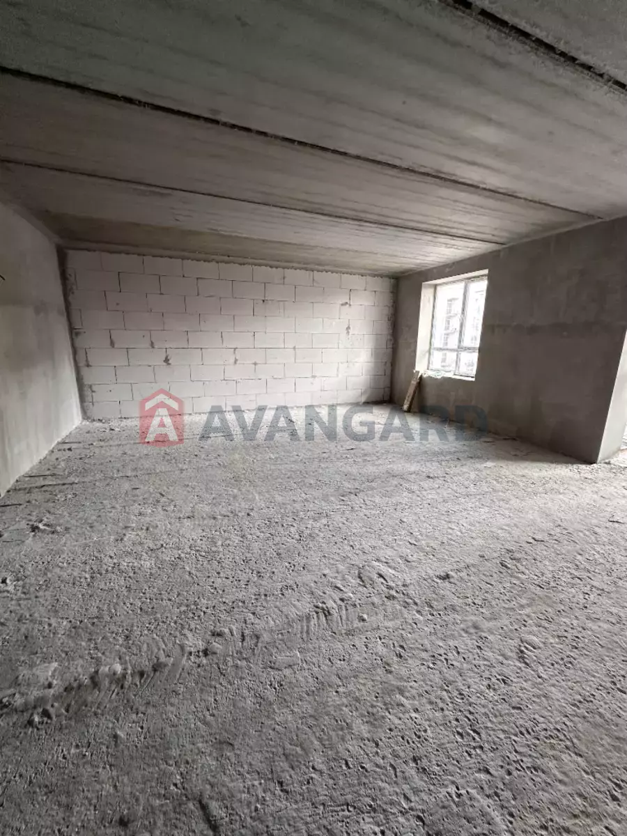 3 ����. ��������, 78/48/20 ��. �., 8/10 ���� ���� 7