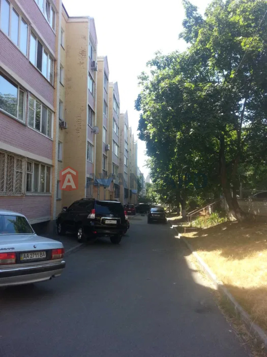 1 ��. ��������, 59/-/13 ��. �., 5/5 ������ ���� 20