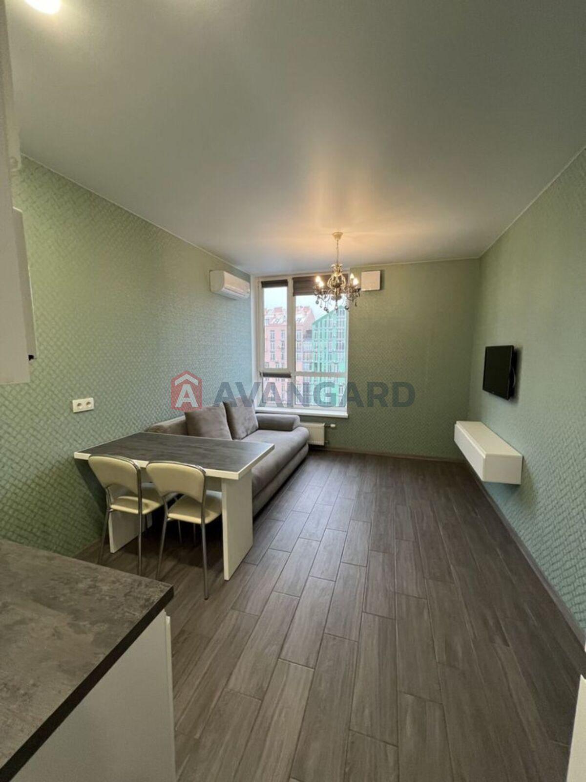 1 ��. ��������, 21/-/5 ��. �., 7/13 ������ ���� 4