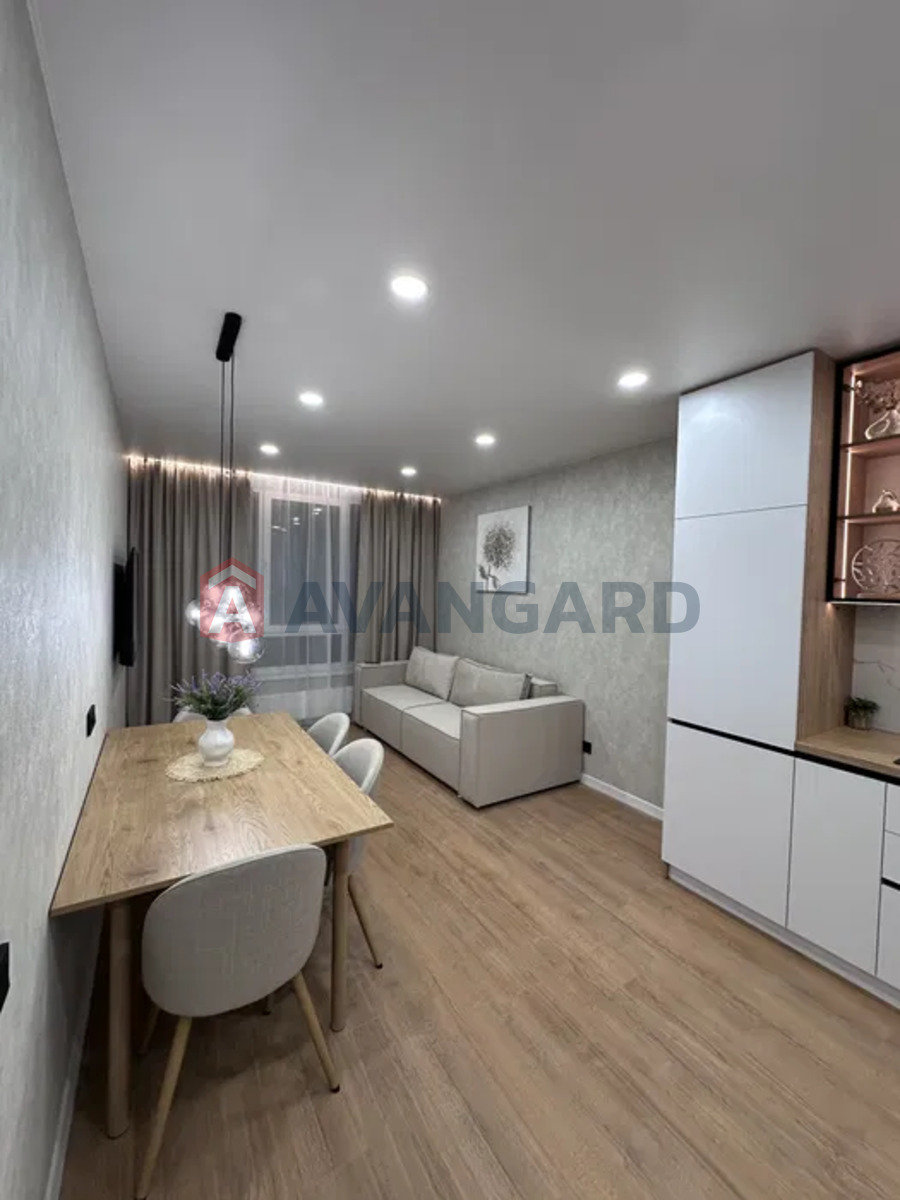 1 ����. ��������, 43/-/21 ��. �., 17/21 ���� ���� 2