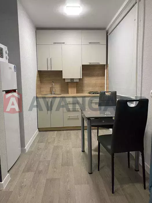 2 ��. ��������, 45/28/7 ��. �., 4/5 ������ ���� 2