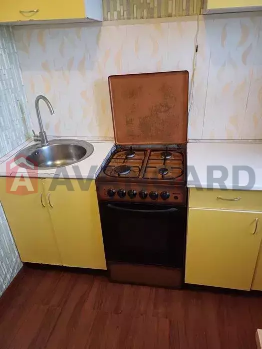 1 ��. ��������, 21/-/6 ��. �., 8/9 ������ ���� 6