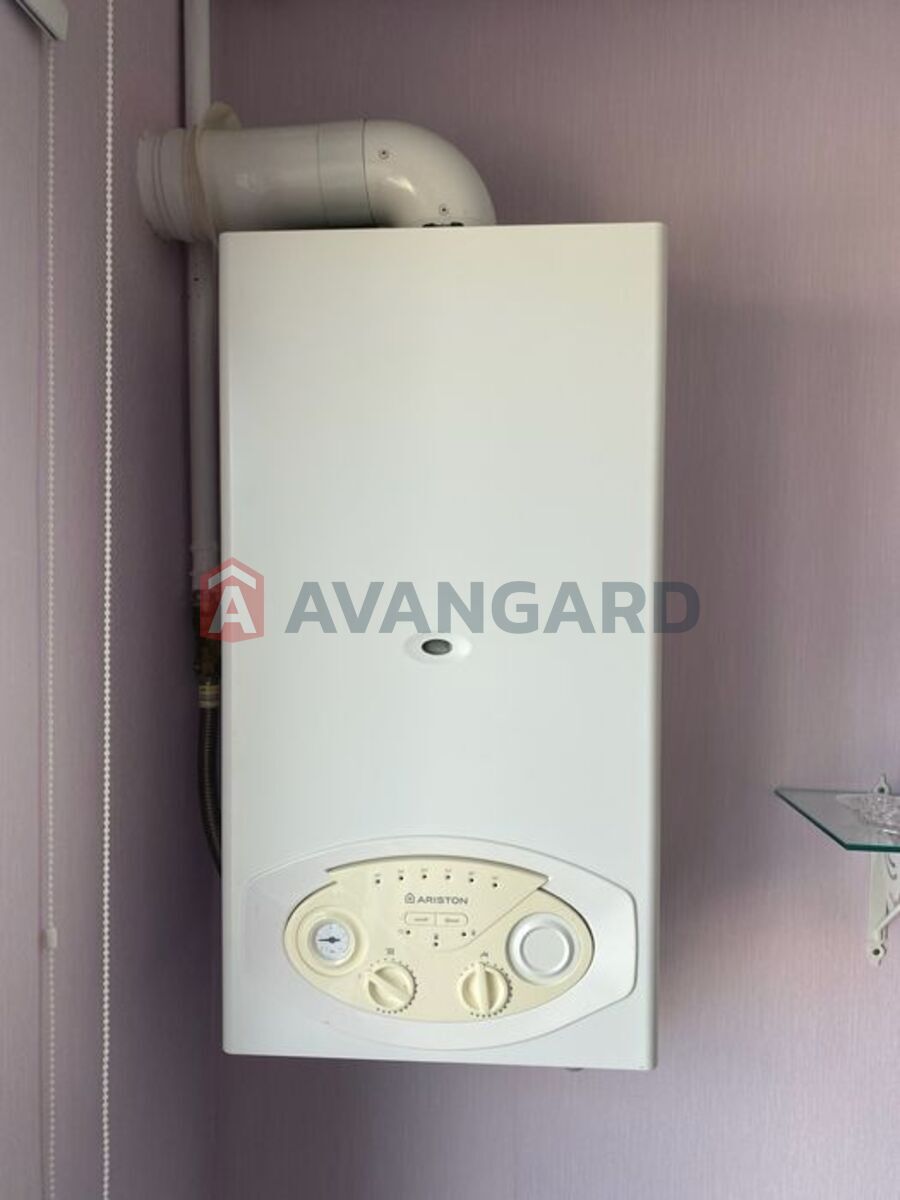 1 ��. ��������, 38/-/11 ��. �., 9/10 ������ ���� 11