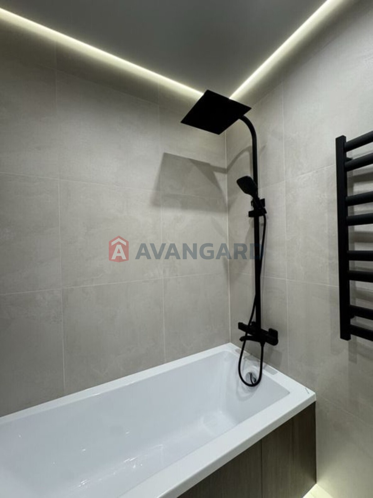 2 ��. ��������, 65/-/18 ��. �., 8/10 ������ ���� 17