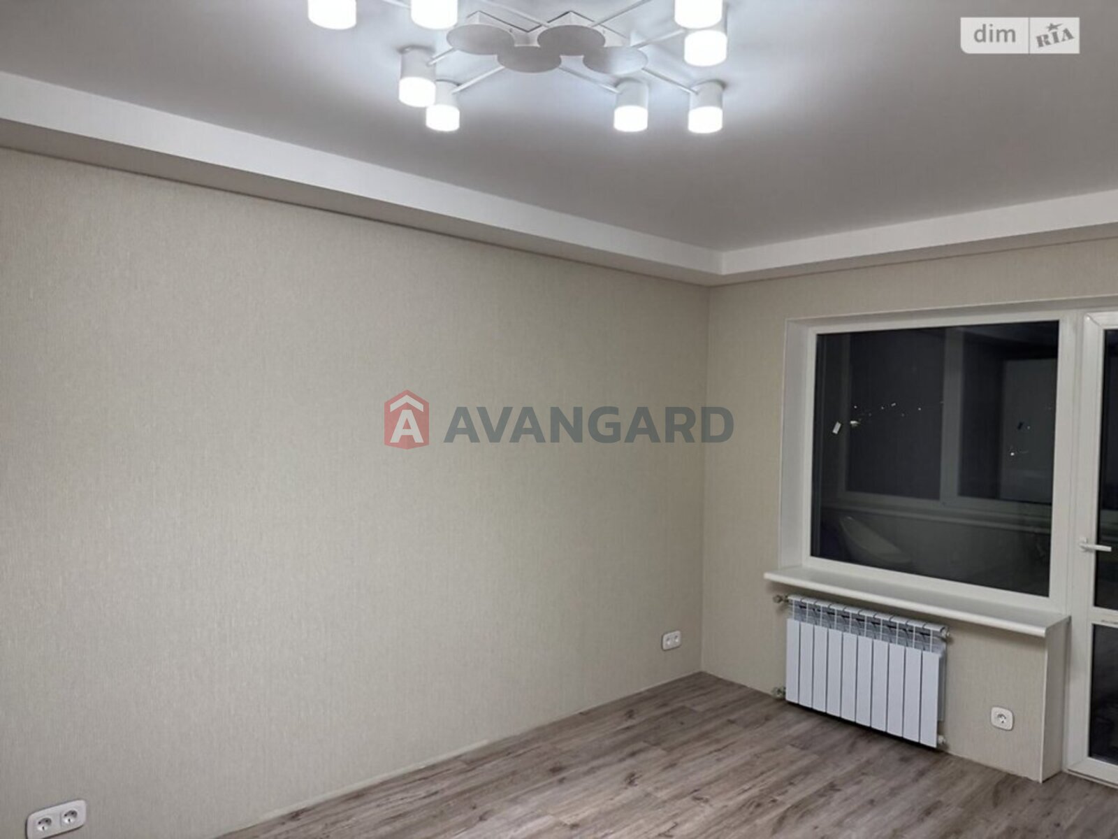 2 ����. ��������, 52/28/8 ��. �., 9/9 ���� ���� 2