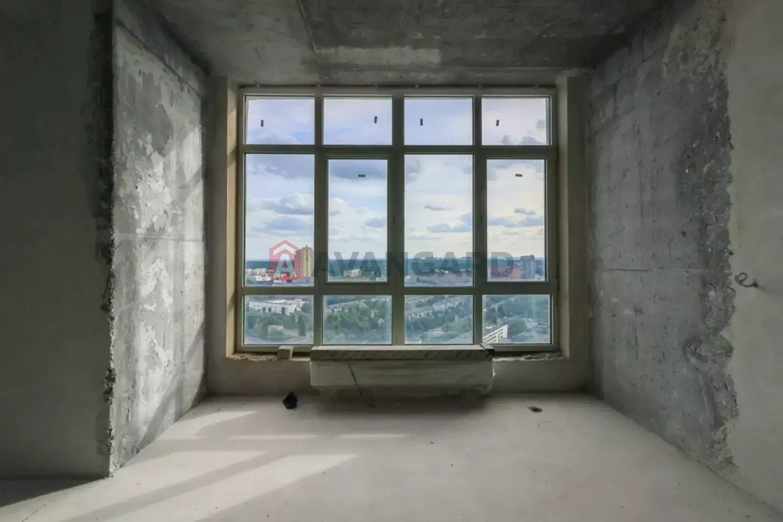 3 ��. ��������, 135/-/30 ��. �., 24/25 ������ ���� 9