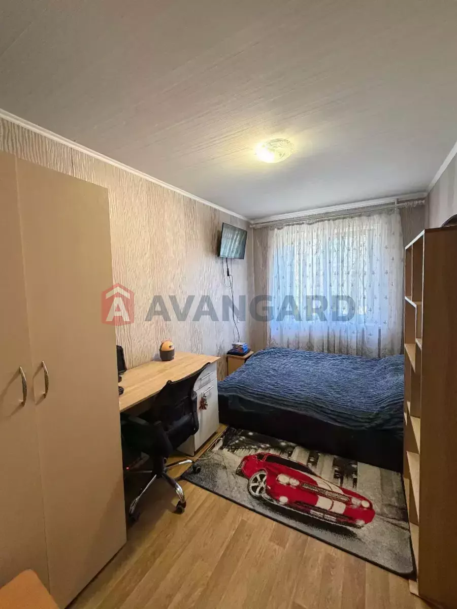 2 ��. ��������, 46/28/- ��. �., 1/9 ������ ���� 10