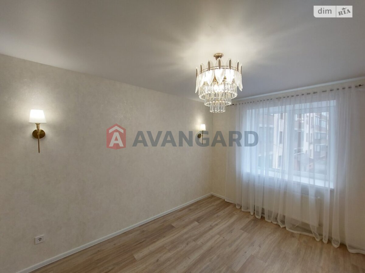 3 ��. ��������, 86/57/12 ��. �., 2/5 ������ ���� 2