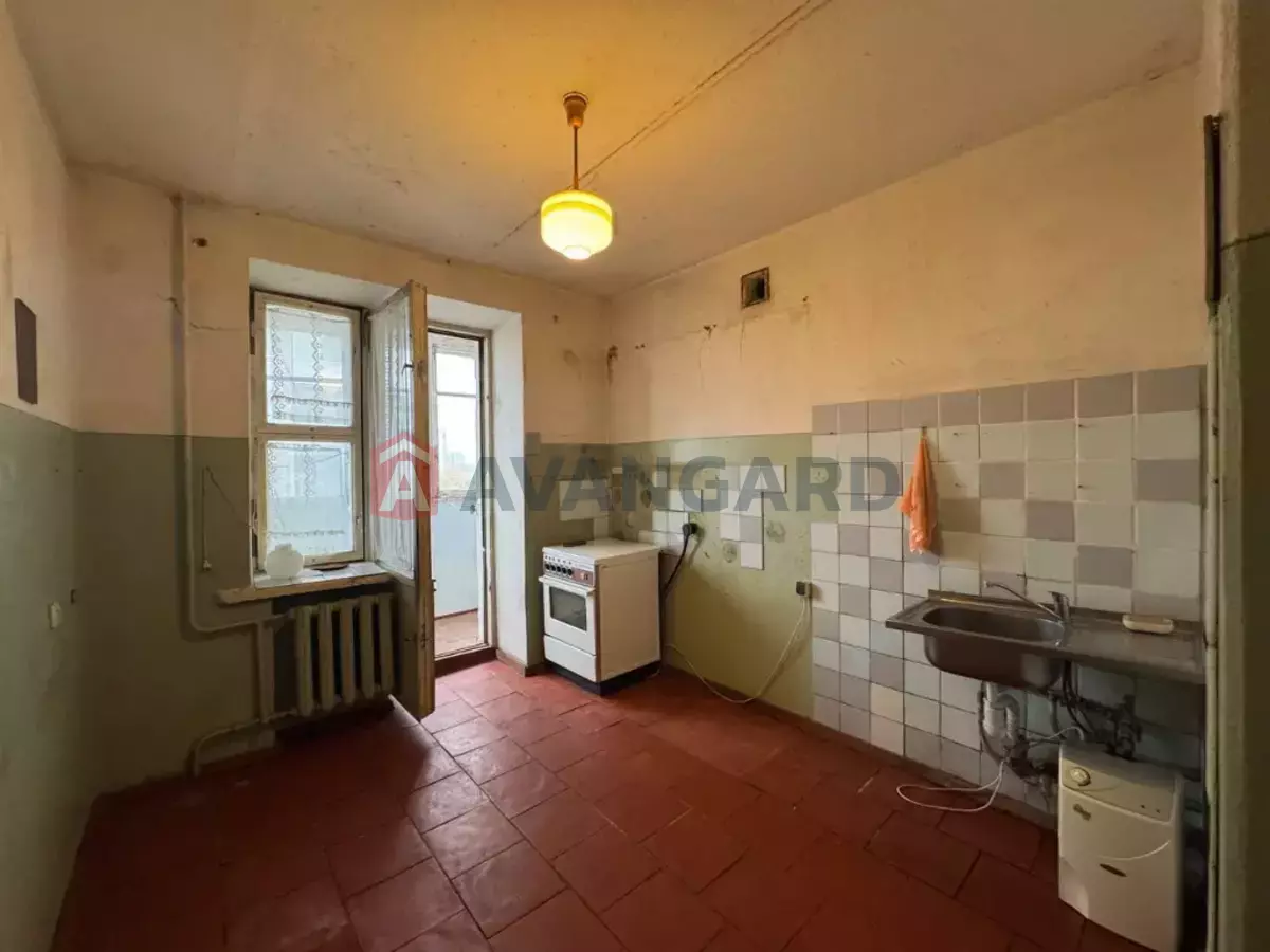 2 ��. ��������, 64/-/- ��. �., 6/14 ������ ���� 1