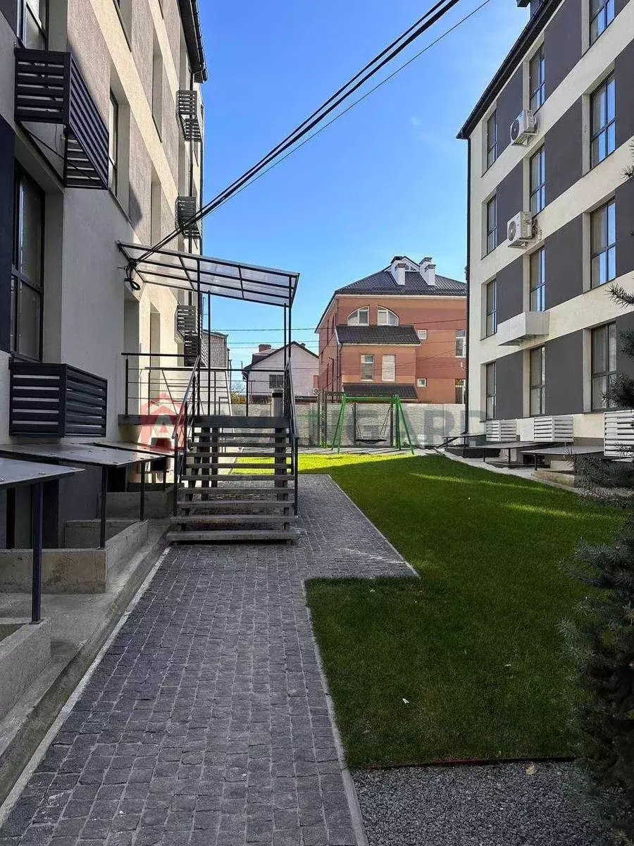 2 ��. ��������, 72/-/8 ��. �., 1/5 ������ ���� 2