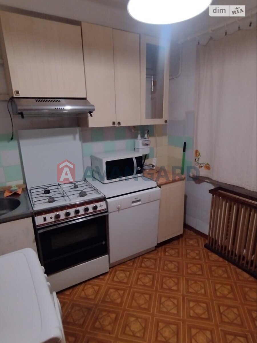 2 ��. ��������, 45/29/6 ��. �., 1/9 ������ ���� 14