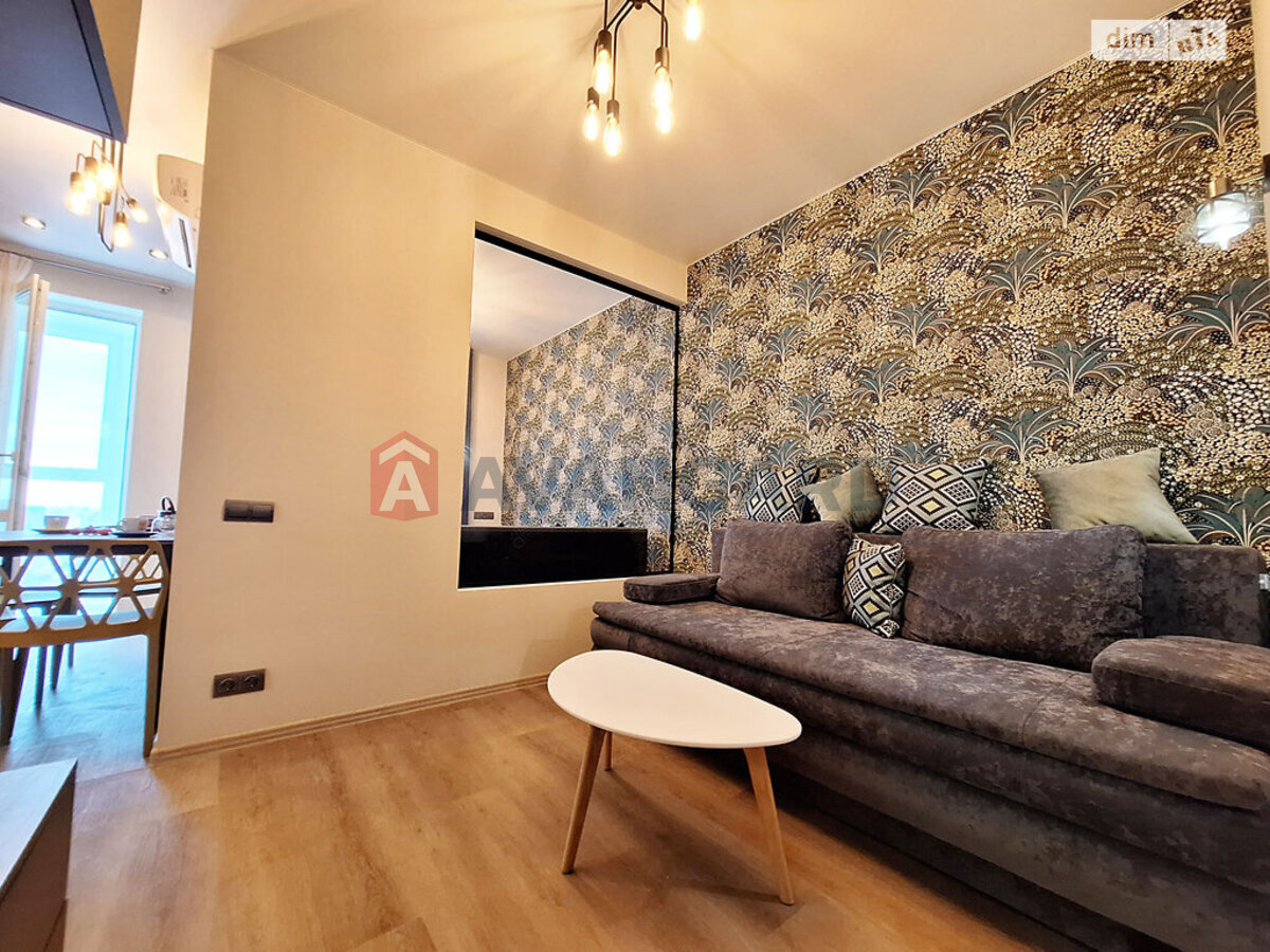 1 ��. ��������, 34/-/- ��. �., 23/25 ������ ���� 3