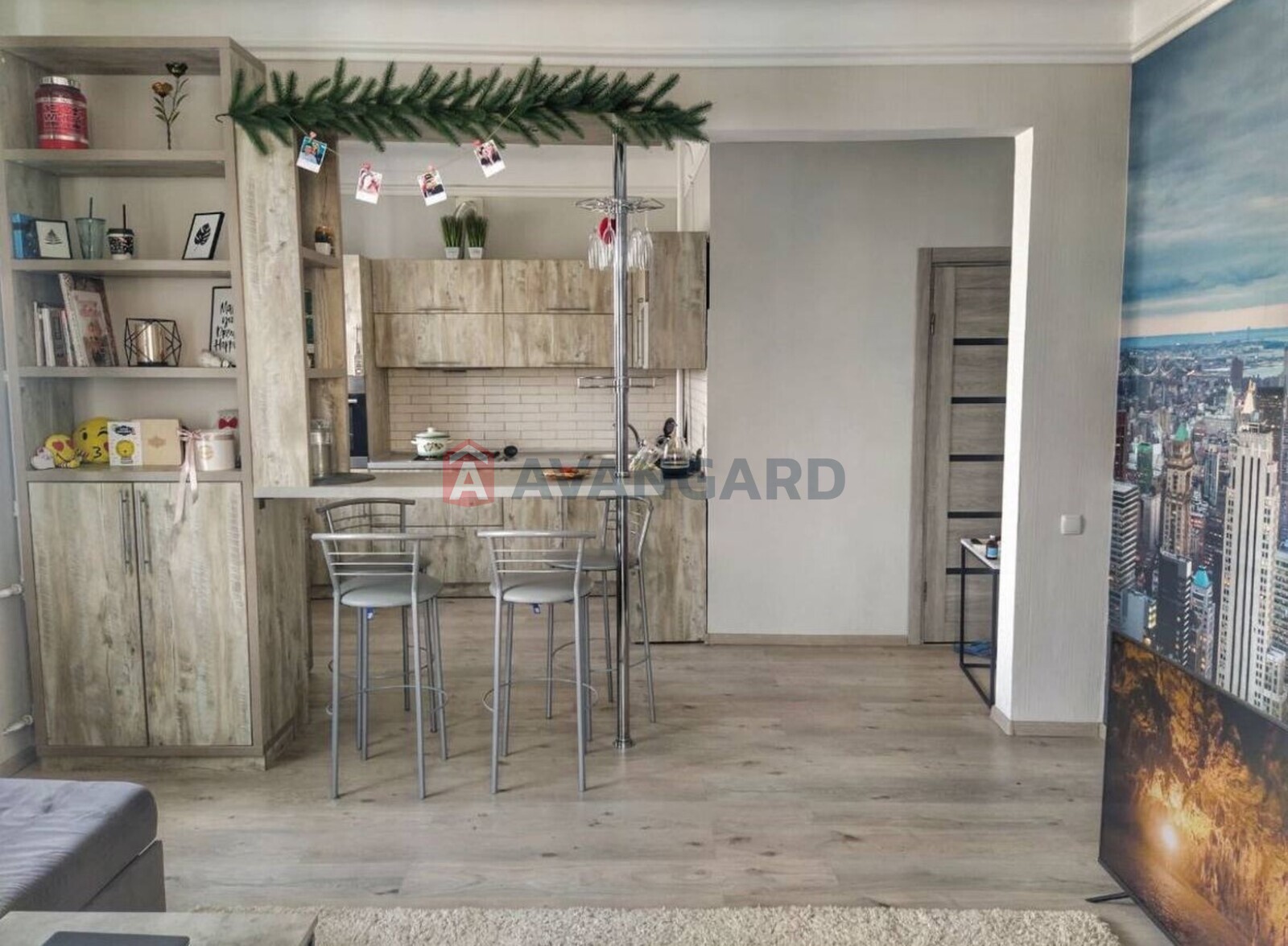 2 ��. ��������, 53/-/9 ��. �., 4/5 ������ ���� 2