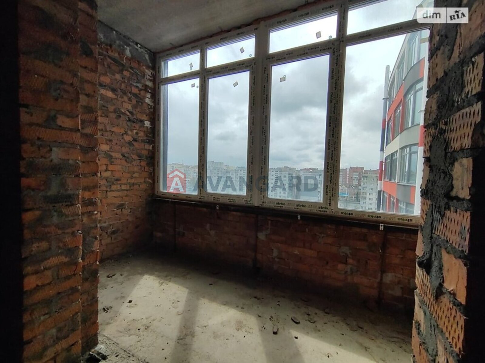 1 ��. ��������, 49/-/- ��. �., 9/11 ������ ���� 9