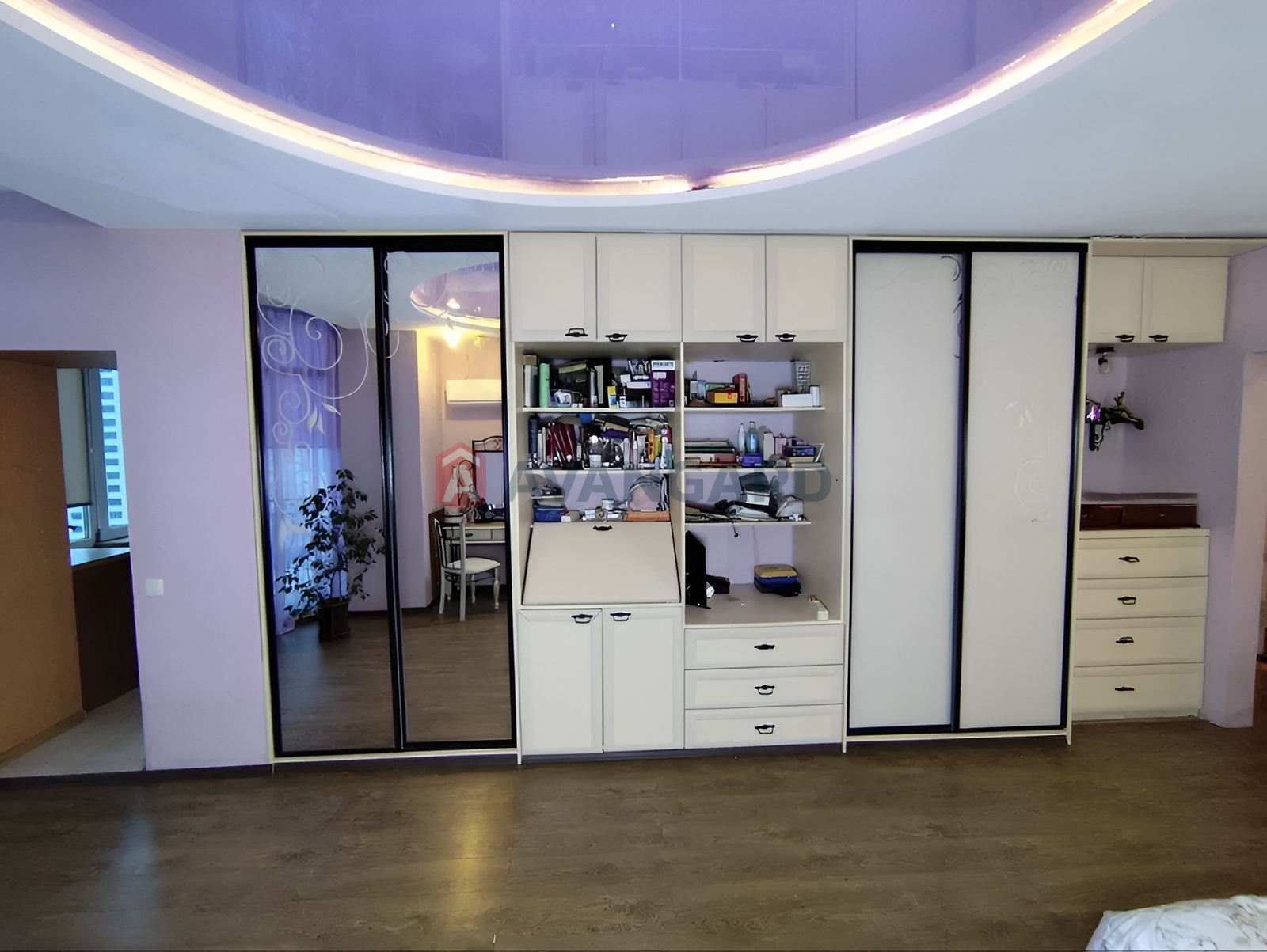 2 ��. ��������, 83/45/18 ��. �., 9/13 ������ ���� 5