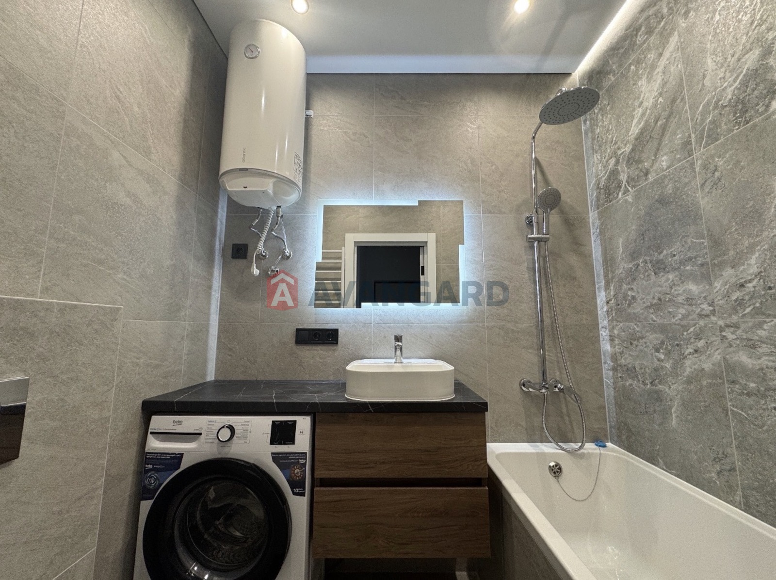 1 ��. ��������, 25/-/7 ��. �., 3/4 ������ ���� 11