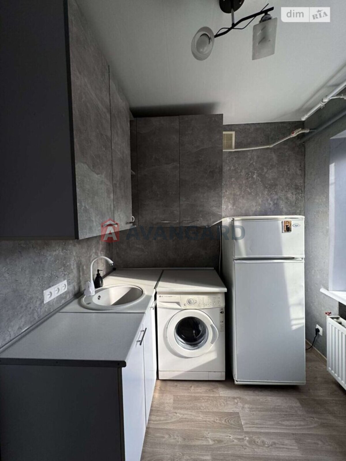 1 ����. ��������, 28/16/5 ��. �., 2/2 ���� ���� 7