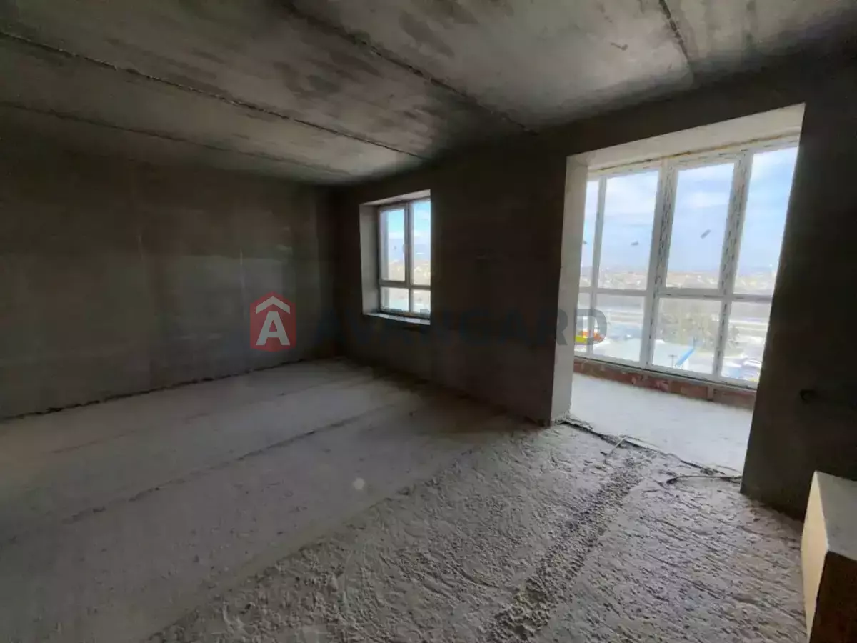 2 ��. ��������, 71/-/- ��. �., 10/10 ������ ���� 12