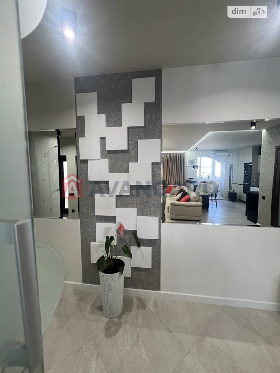 3 ��. ��������, 94/53/- ��. �., 7/9 ������ ���� 7