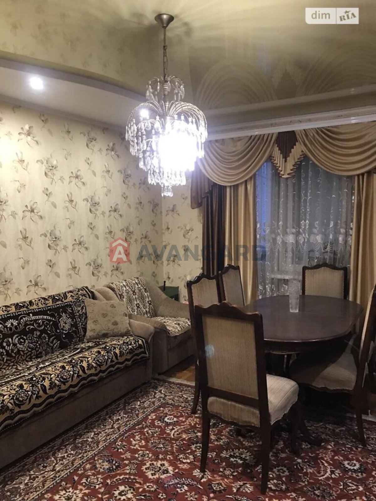 2 ��. ��������, 52/32/8 ��. �., 4/5 ������ ���� 13