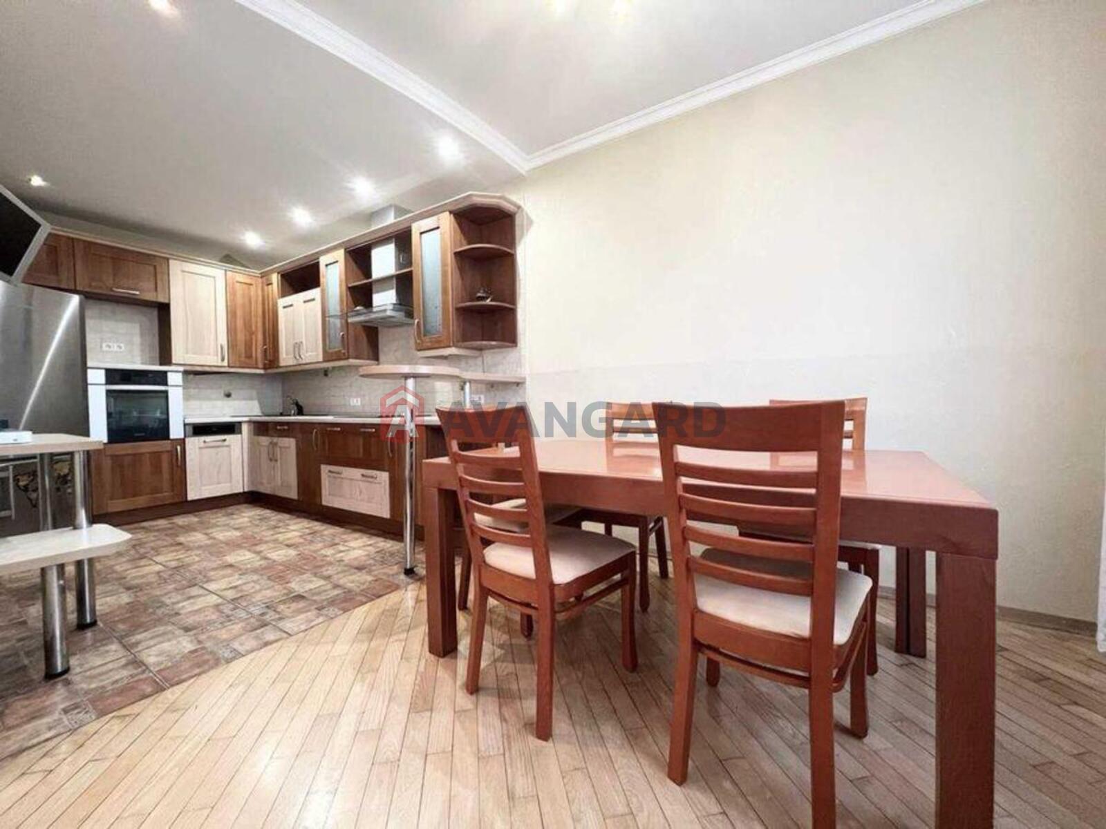 4 ��. ��������, 127/-/30 ��. �., 14/20 ������ ���� 2