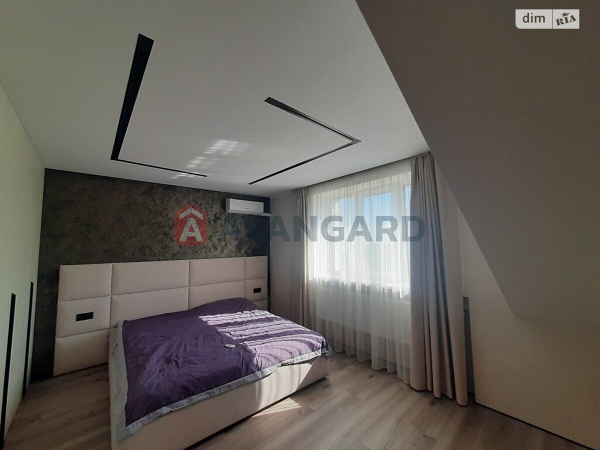 3 ��. ��������, 97/60/17 ��. �., 5/6 ������ ���� 2