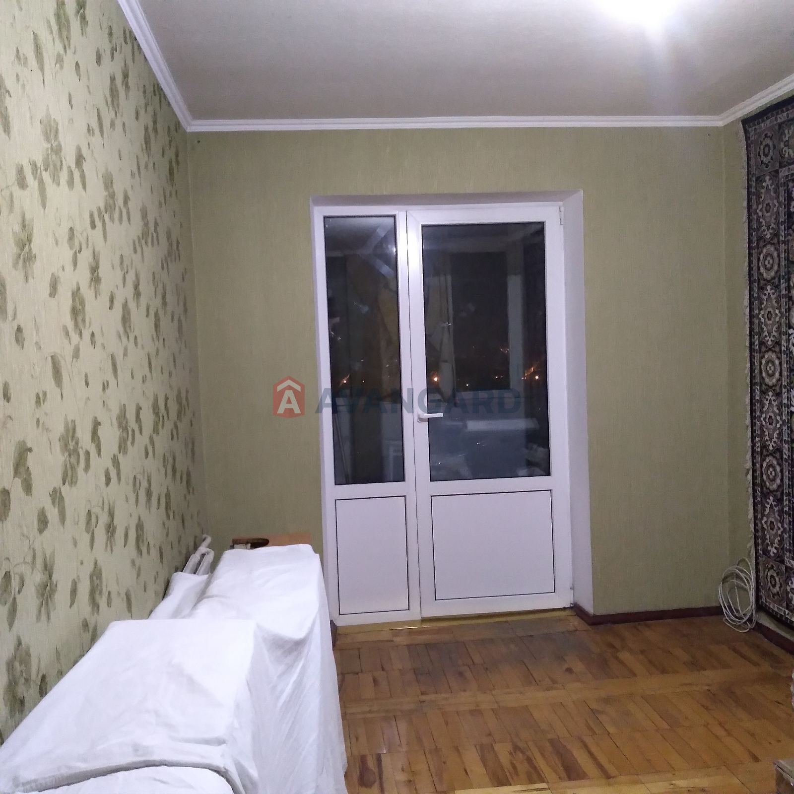 3 . , 64/37/8 . ., 9/9   10