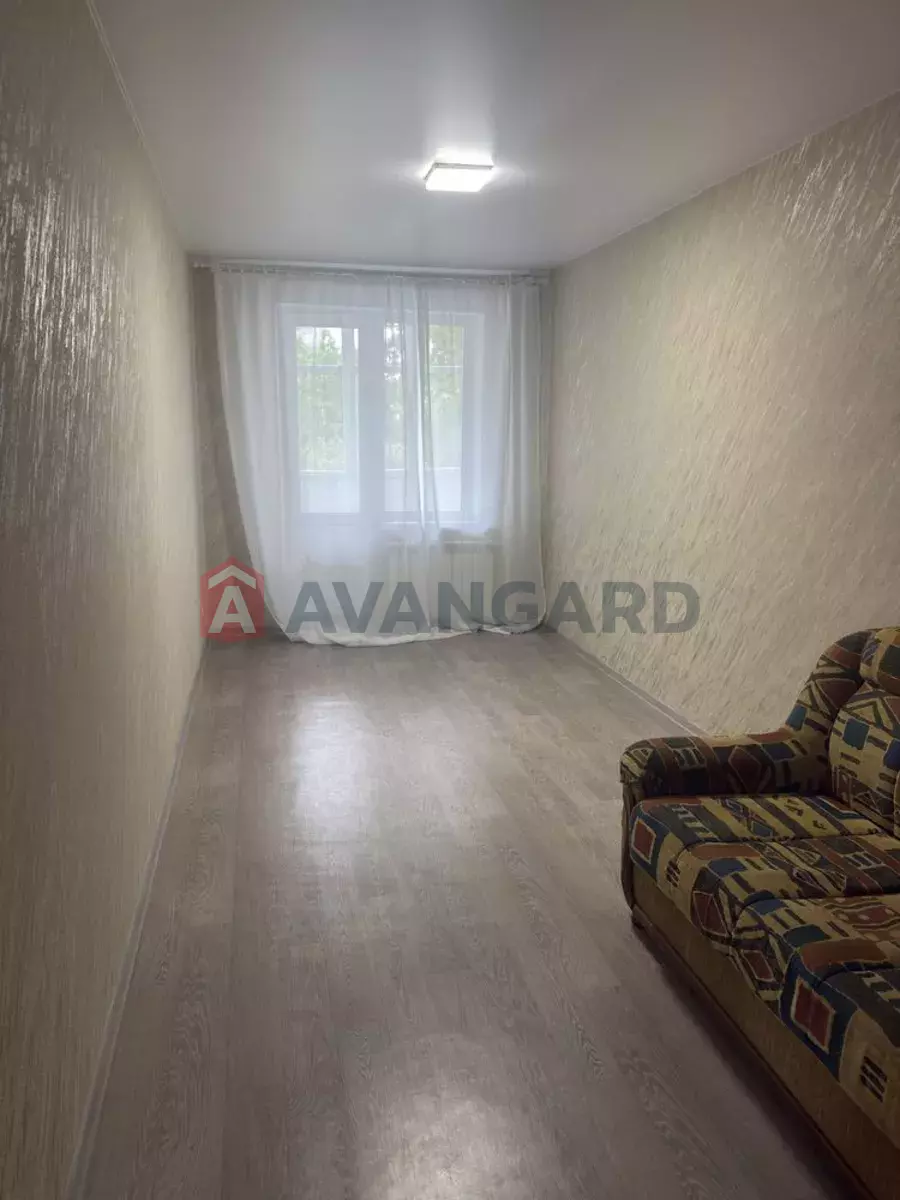 3 ��. ��������, 62/-/8 ��. �., 4/9 ������ ���� 6