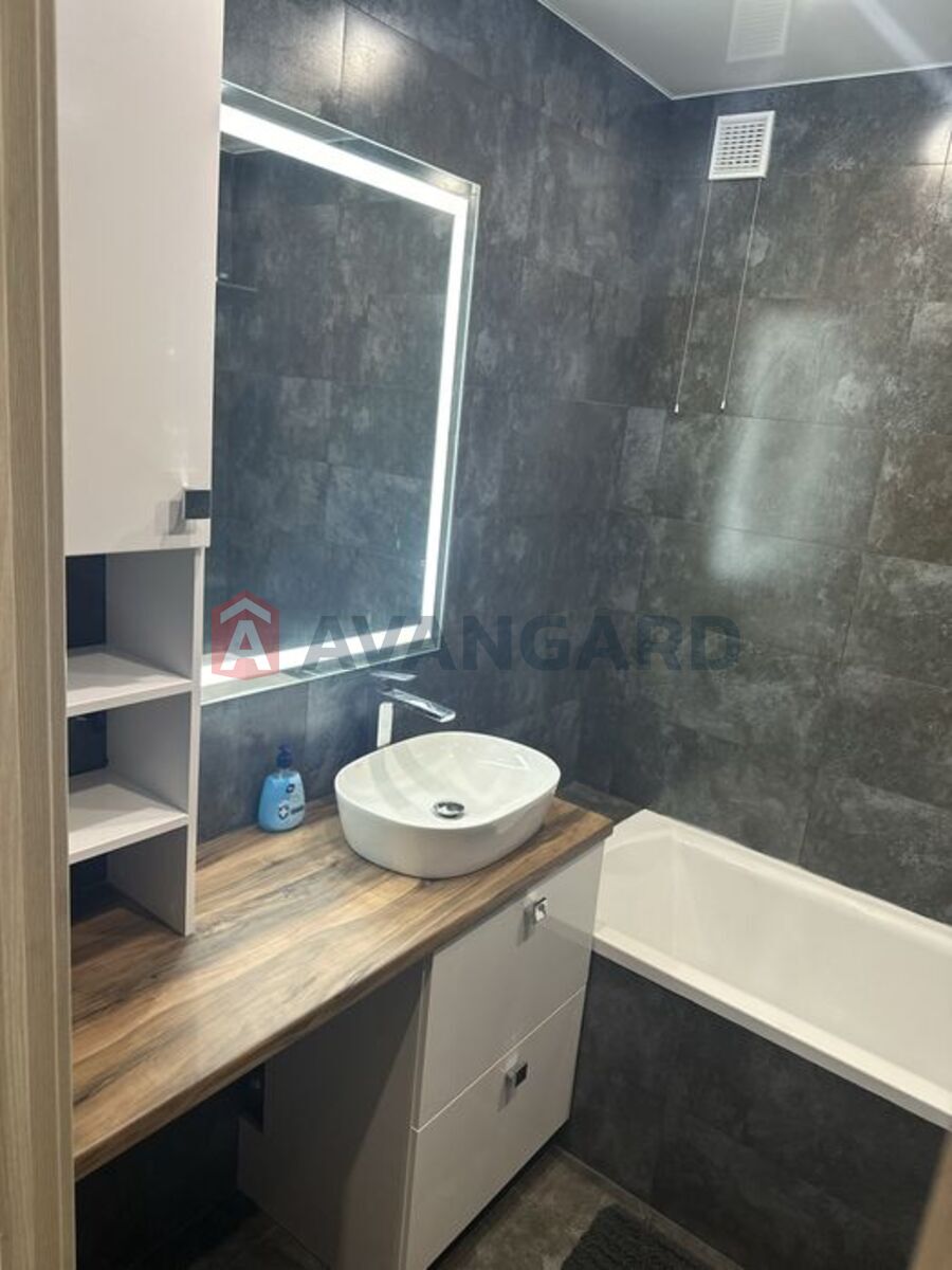 1 ��. ��������, 41/-/15 ��. �., 10/10 ������ ���� 4