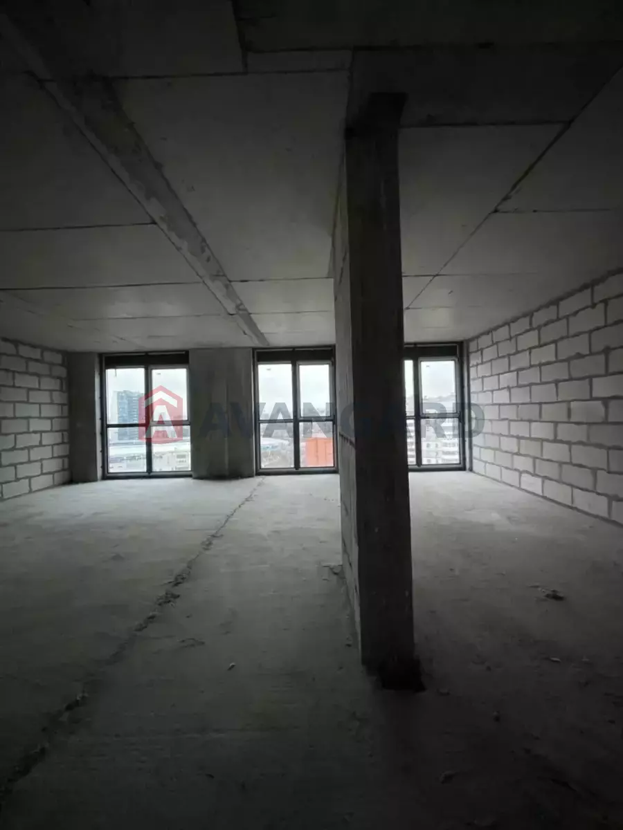 3 ����. ��������, 73/-/- ��. �., 15/24 ���� ���� 9