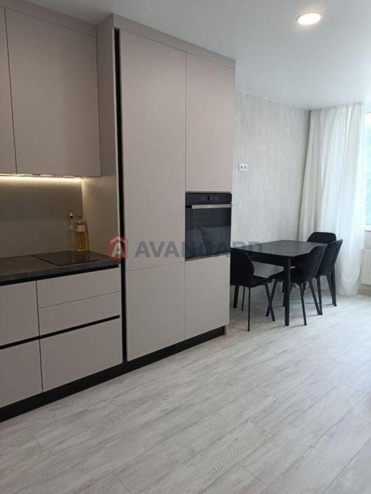 1 ��. ��������, 46/-/16 ��. �., 5/20 ������ ���� 6